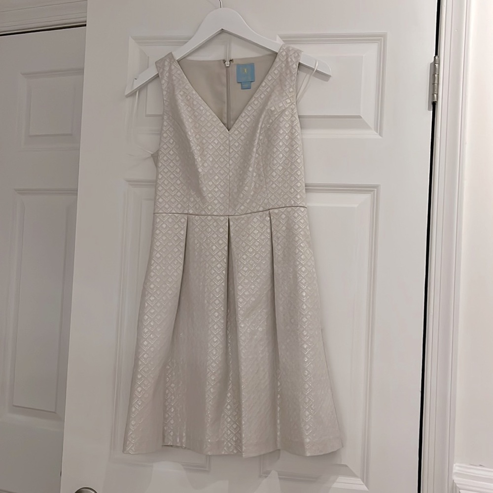 CeCe jacquard v-neck dress